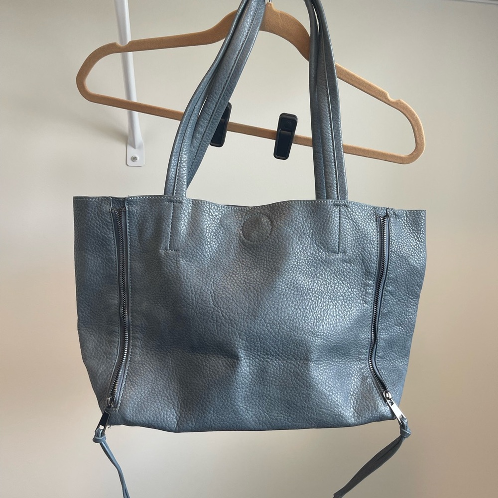 BP blue purse